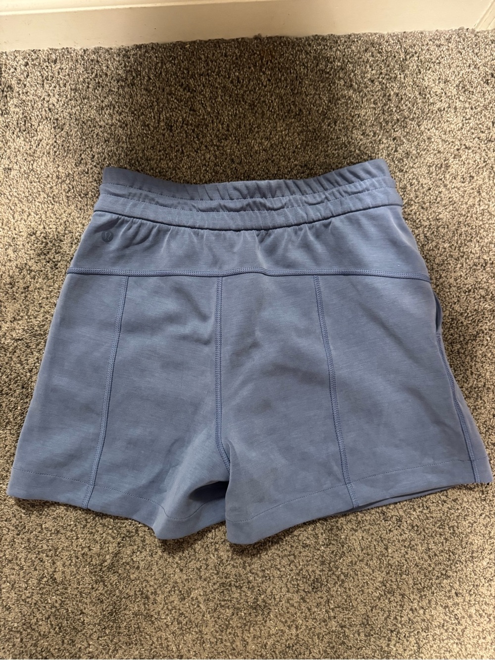 lululemon athletica Women's Soft Drawcord Shorts - Light Blue - Picture 2 of 2